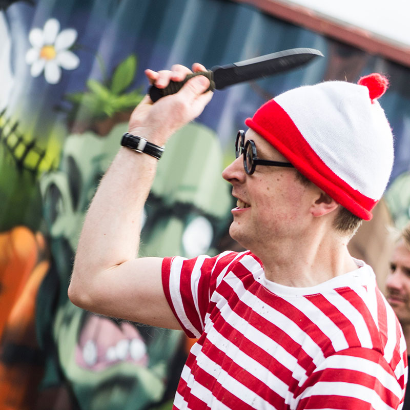 Knife Throwing